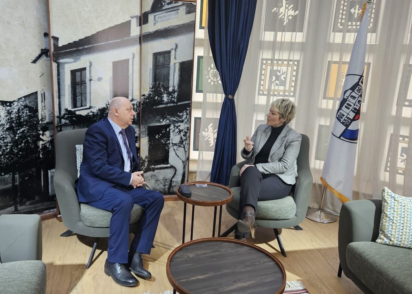 Ambasadori i Kosovës në Beograd, Jetish Jashari, viziton Preshevën